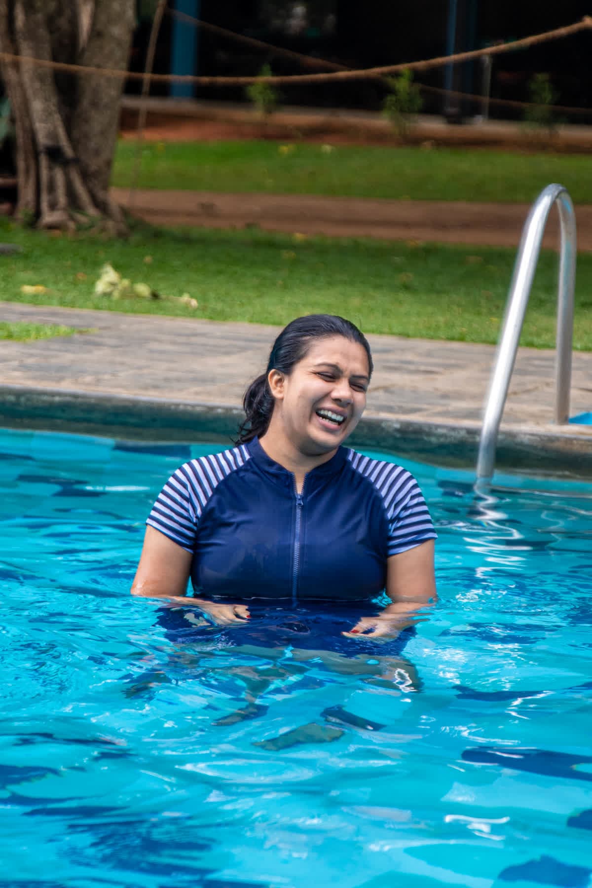 FACTn colleague enjoying the Hotel Sigiriya pool