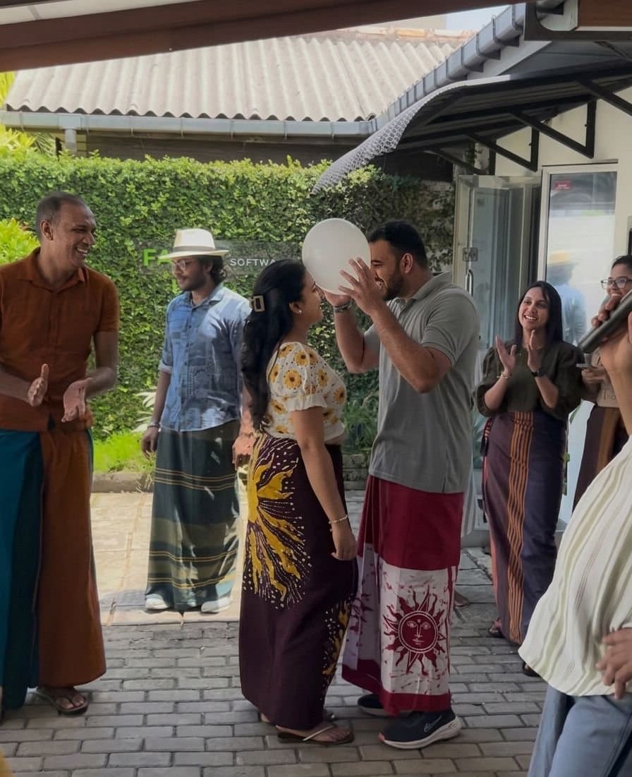 FACTn team playing a blindfolded Avurudu game